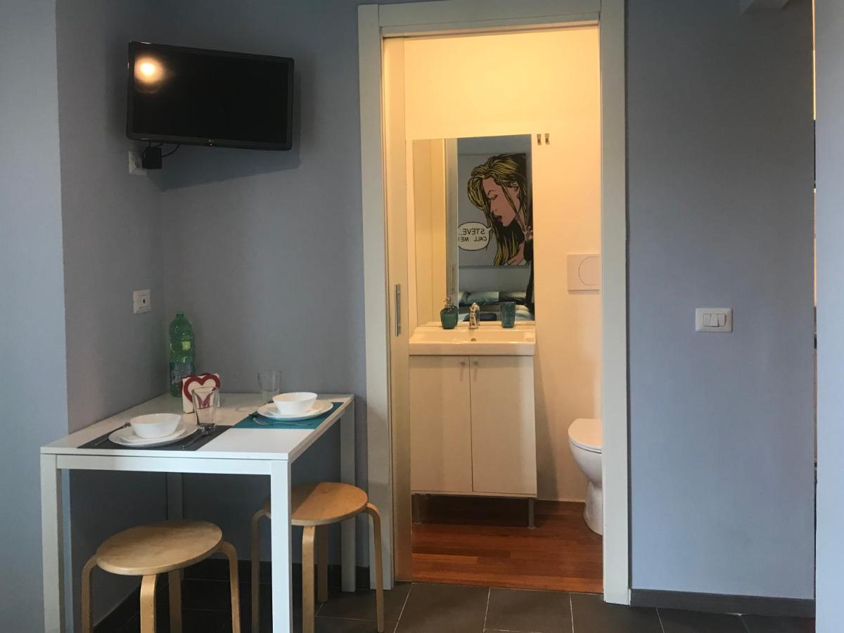 Pied A Terre Sant'Agostino Apartment Milano Exterior foto