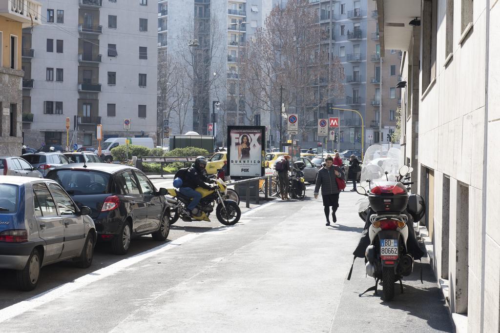 Pied A Terre Sant'Agostino Apartment Milano Exterior foto