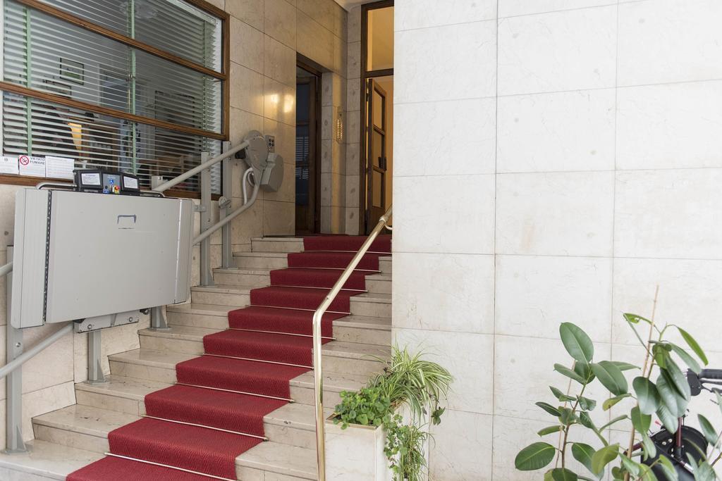 Pied A Terre Sant'Agostino Apartment Milano Exterior foto